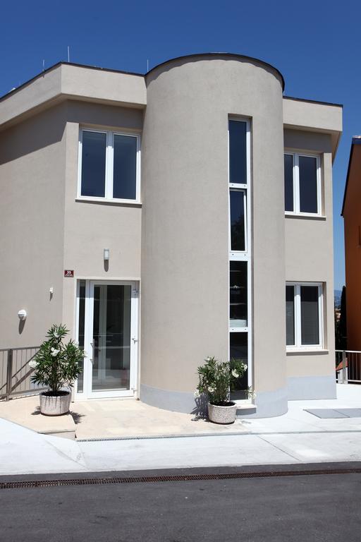 San Simon Sea View Apartment Ll Ізола Екстер'єр фото